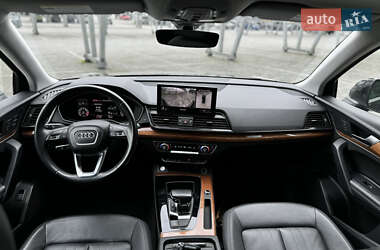 Внедорожник / Кроссовер Audi Q5 2020 в 