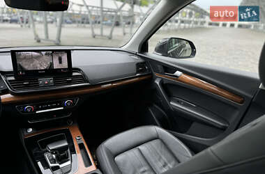 Внедорожник / Кроссовер Audi Q5 2020 в 