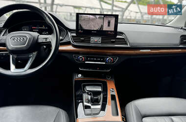 Внедорожник / Кроссовер Audi Q5 2020 в 