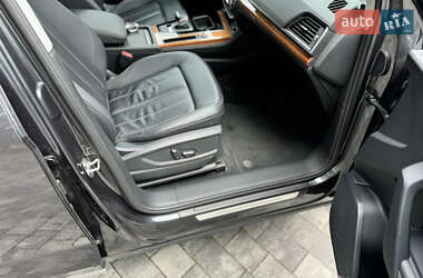 Внедорожник / Кроссовер Audi Q5 2020 в 
