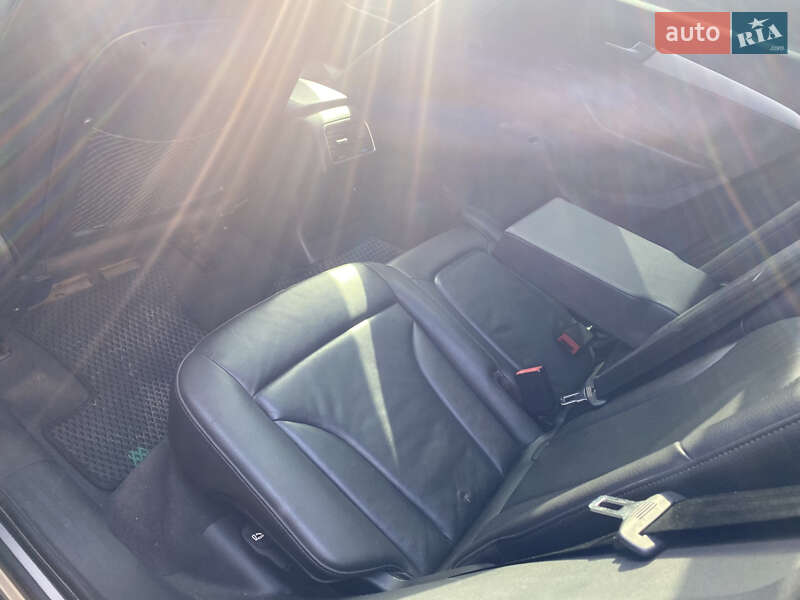 Внедорожник / Кроссовер Audi Q5 2010 в Хмельницком