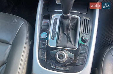 Внедорожник / Кроссовер Audi Q5 2010 в 