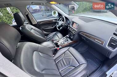 Позашляховик / Кросовер Audi Q5 2015 в 