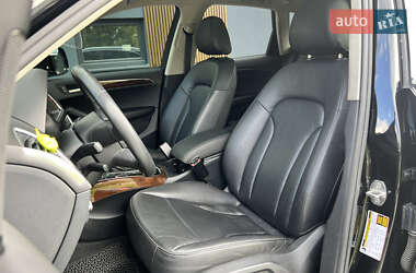 Позашляховик / Кросовер Audi Q5 2013 в 