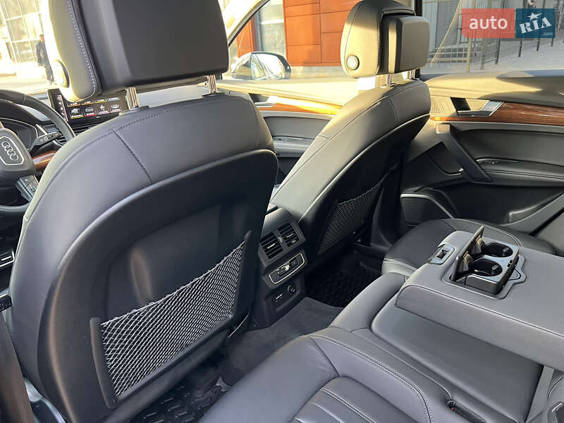Внедорожник / Кроссовер Audi Q5 2021 в Каменском фото 14 Внедорожник / Кроссовер Audi Q5 2021 в Каменском