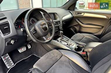 Внедорожник / Кроссовер Audi Q5 2009 в 