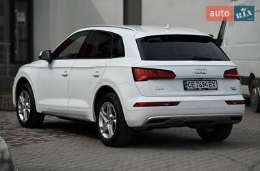 Внедорожник / Кроссовер Audi Q5 2018 в 