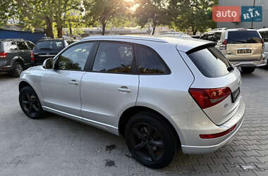 Внедорожник / Кроссовер Audi Q5 2012 в 