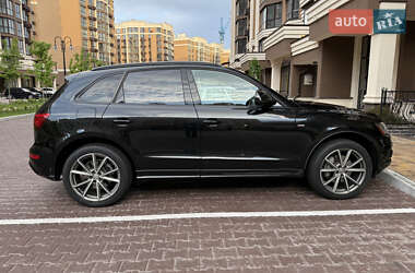 Внедорожник / Кроссовер Audi Q5 2015 в 