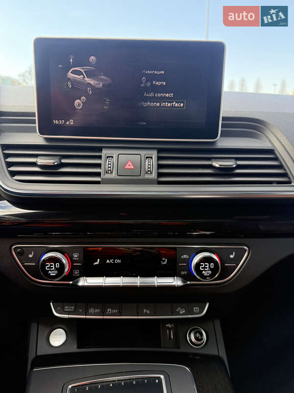 Внедорожник / Кроссовер Audi Q5 2018 в Киеве