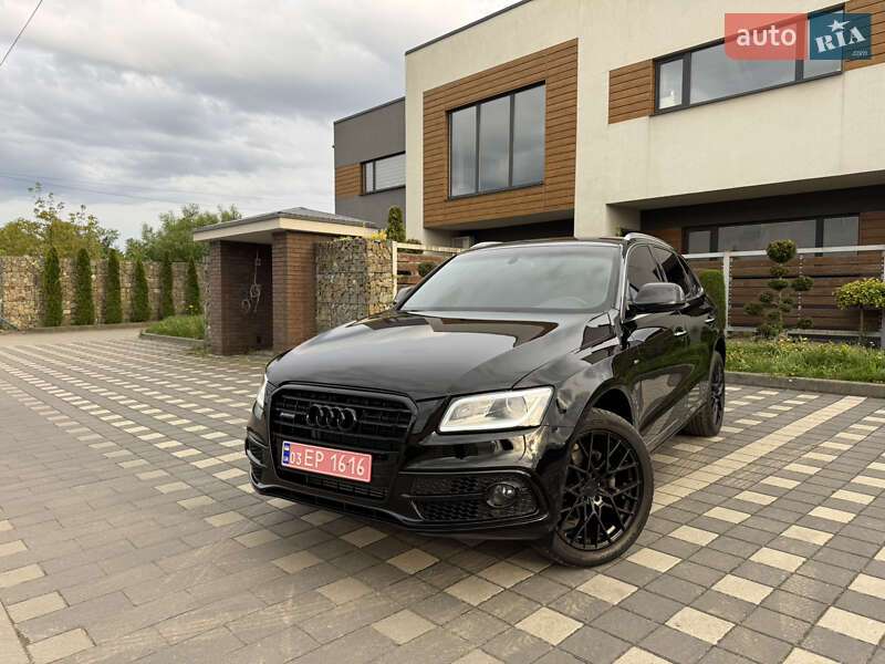 Внедорожник / Кроссовер Audi Q5 2016 в 