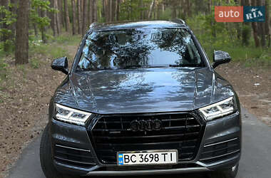 Внедорожник / Кроссовер Audi Q5 2017 в Киеве