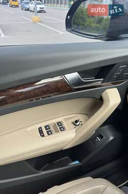 Внедорожник / Кроссовер Audi Q5 2020 в 