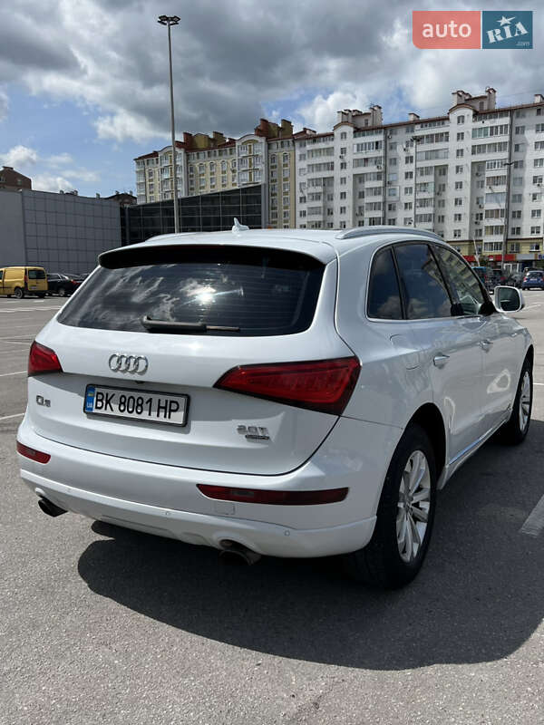 Внедорожник / Кроссовер Audi Q5 2015 в Ивано-Франковске