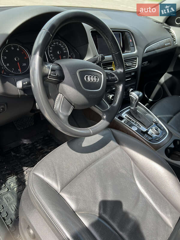 Внедорожник / Кроссовер Audi Q5 2015 в Ивано-Франковске
