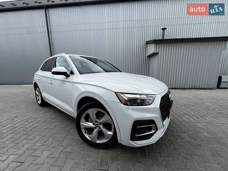 Позашляховик / Кросовер Audi Q5 2021 в Стрию