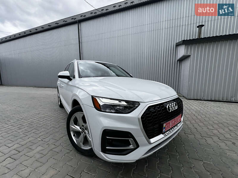 Позашляховик / Кросовер Audi Q5 2021 в Стрию