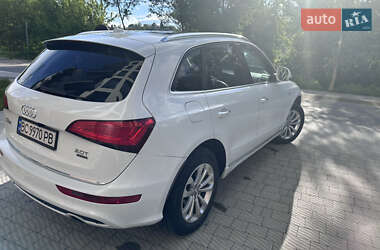 Внедорожник / Кроссовер Audi Q5 2016 в 