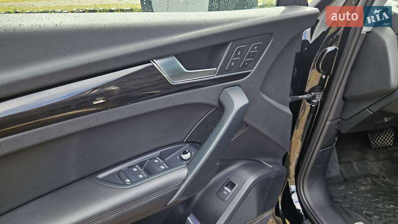 Внедорожник / Кроссовер Audi Q5 2017 в Львове