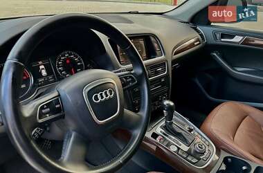 Внедорожник / Кроссовер Audi Q5 2011 в 