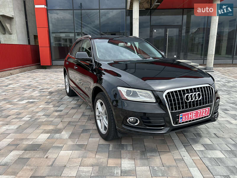 Внедорожник / Кроссовер Audi Q5 2016 в 