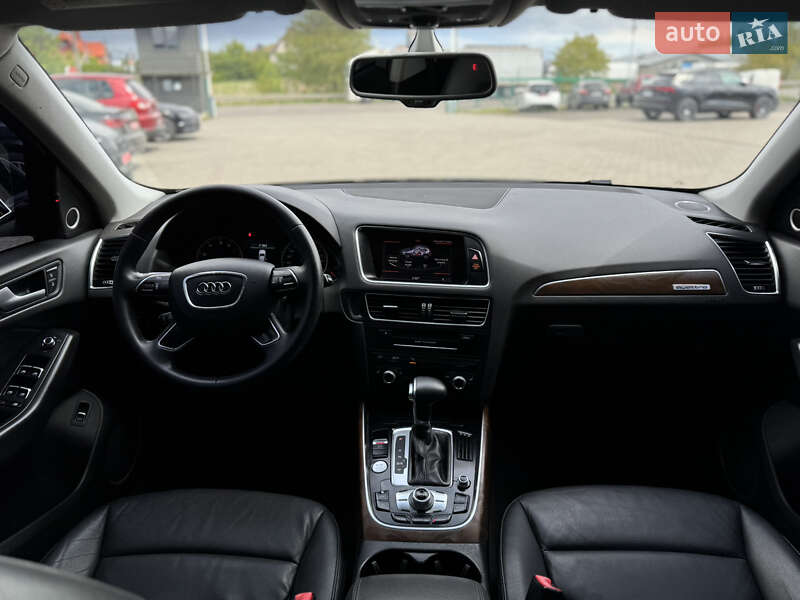 Внедорожник / Кроссовер Audi Q5 2013 в Луцке