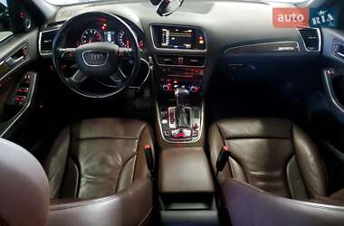 Позашляховик / Кросовер Audi Q5 2016 в 