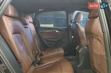 Позашляховик / Кросовер Audi Q5 2016 в 