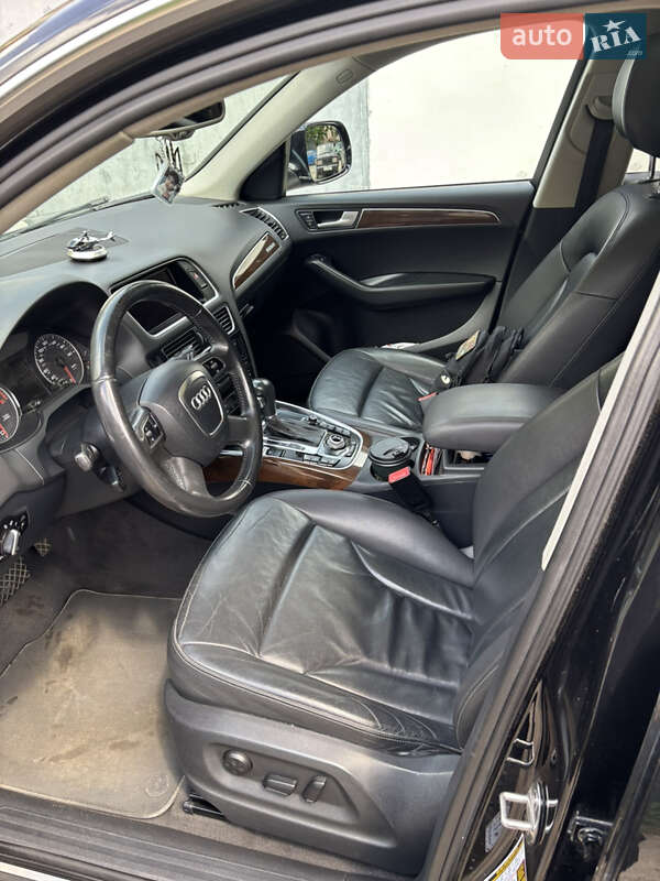 Внедорожник / Кроссовер Audi Q5 2010 в Кропивницком