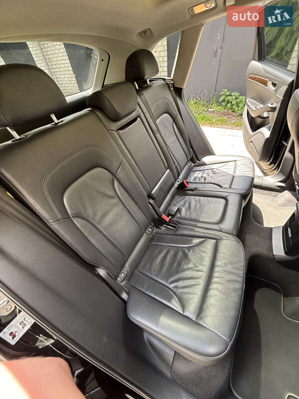 Внедорожник / Кроссовер Audi Q5 2010 в Кропивницком