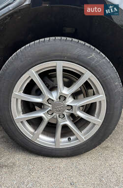 Внедорожник / Кроссовер Audi Q5 2010 в 