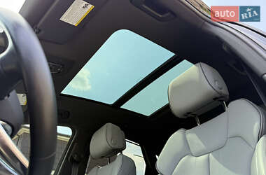 Внедорожник / Кроссовер Audi Q5 2022 в 
