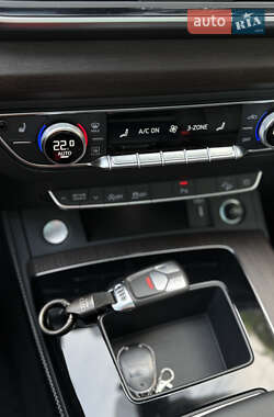 Внедорожник / Кроссовер Audi Q5 2023 в 