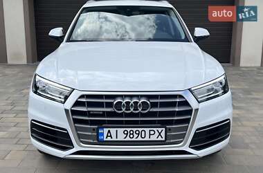 Позашляховик / Кросовер Audi Q5 2019 в Києві