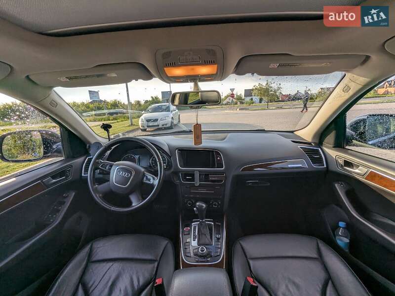 Внедорожник / Кроссовер Audi Q5 2012 в Городке