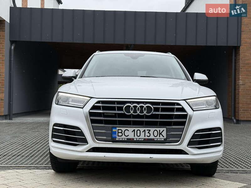 Позашляховик / Кросовер Audi Q5 2018 в Львові