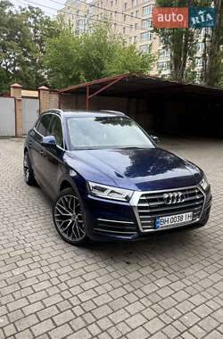 Внедорожник / Кроссовер Audi Q5 2017 в Николаеве