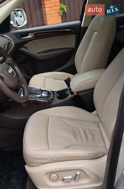 Внедорожник / Кроссовер Audi Q5 2015 в 