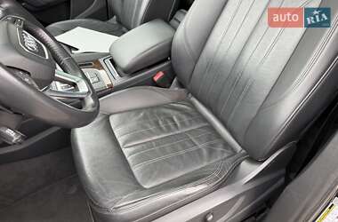 Внедорожник / Кроссовер Audi Q5 2018 в 