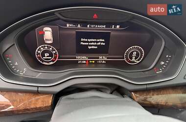 Внедорожник / Кроссовер Audi Q5 2018 в 