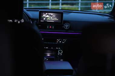 Внедорожник / Кроссовер Audi Q5 2018 в 