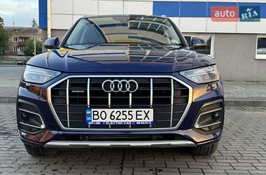 Внедорожник / Кроссовер Audi Q5 2021 в 
