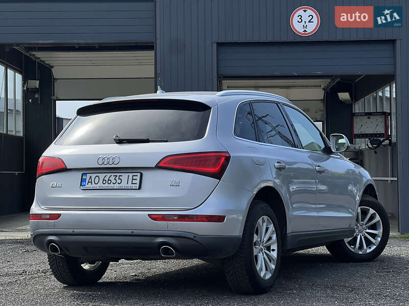 Внедорожник / Кроссовер Audi Q5 2014 в Ужгороде
