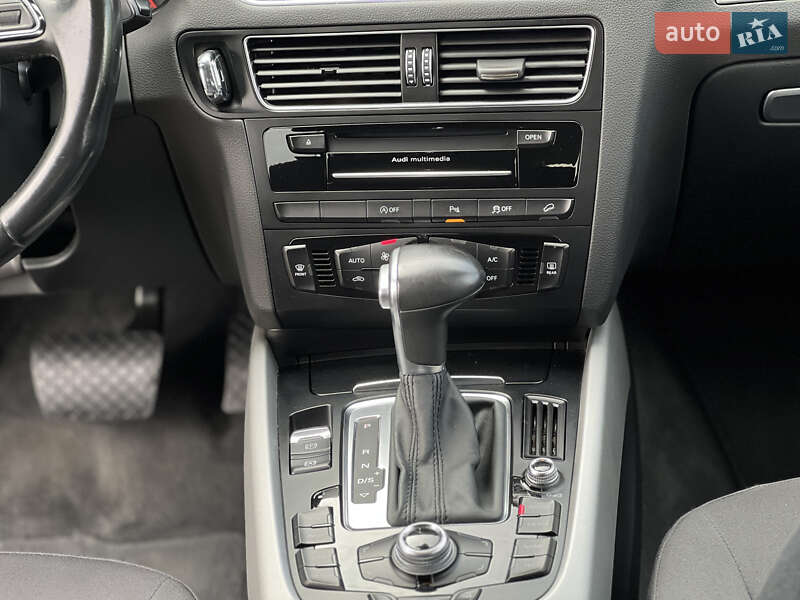 Внедорожник / Кроссовер Audi Q5 2014 в Ужгороде