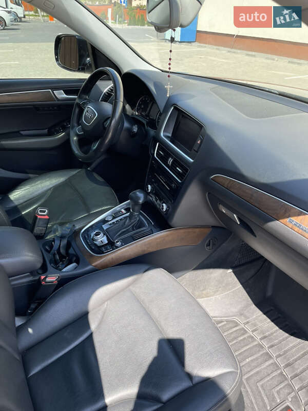 Внедорожник / Кроссовер Audi Q5 2013 в Львове