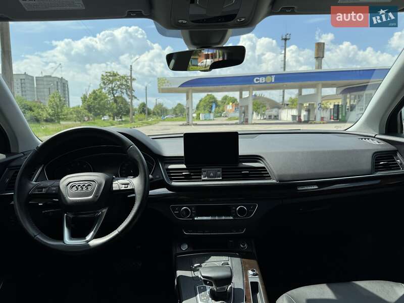 Внедорожник / Кроссовер Audi Q5 2019 в Киеве