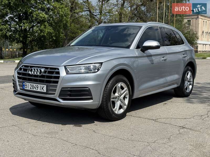 Внедорожник / Кроссовер Audi Q5 2019 в Киеве