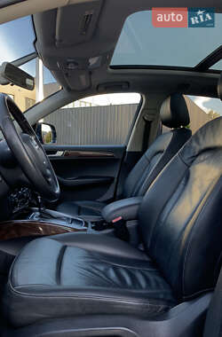 Внедорожник / Кроссовер Audi Q5 2010 в 