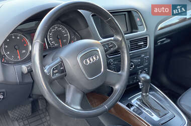 Внедорожник / Кроссовер Audi Q5 2010 в 