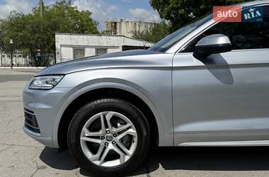 Внедорожник / Кроссовер Audi Q5 2019 в 
